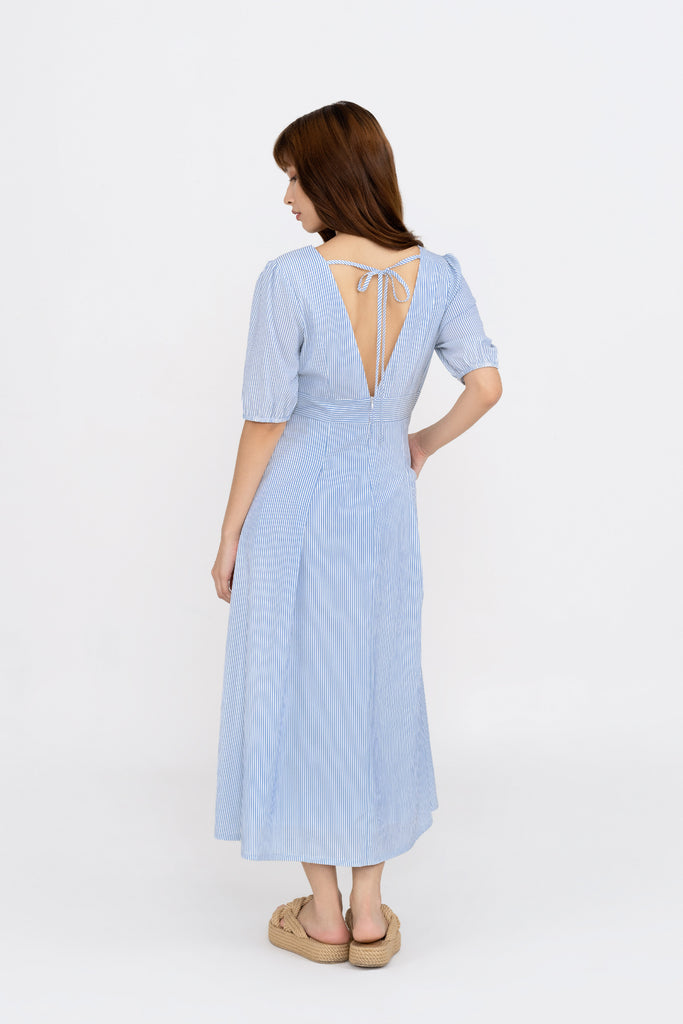 Yacht21, Yacht 21, yacht21, yacht 21, Y21, y21, womenswear, ladieswear, ladies, fashion, clothing, fuss-free, low ironing, casual, easy, versatile, comfortable, elegant, feminine, classic, dress, maxi dress, maxi, knit, sleeves, v-neck, sleeve, ribbon, occasion, striped, flowy, romantic, simple, blue, pockets, Delaney V-Neck Striped Maxi Dress